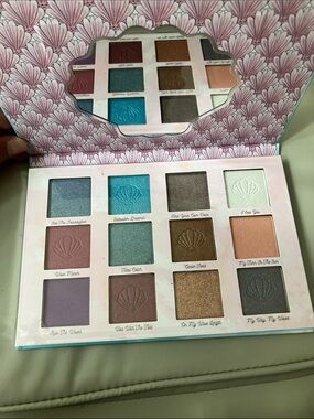 Disney Ariel  Eyeshadow Palette